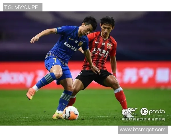 2020中超上港与苏宁上半场精彩对决回顾与分析